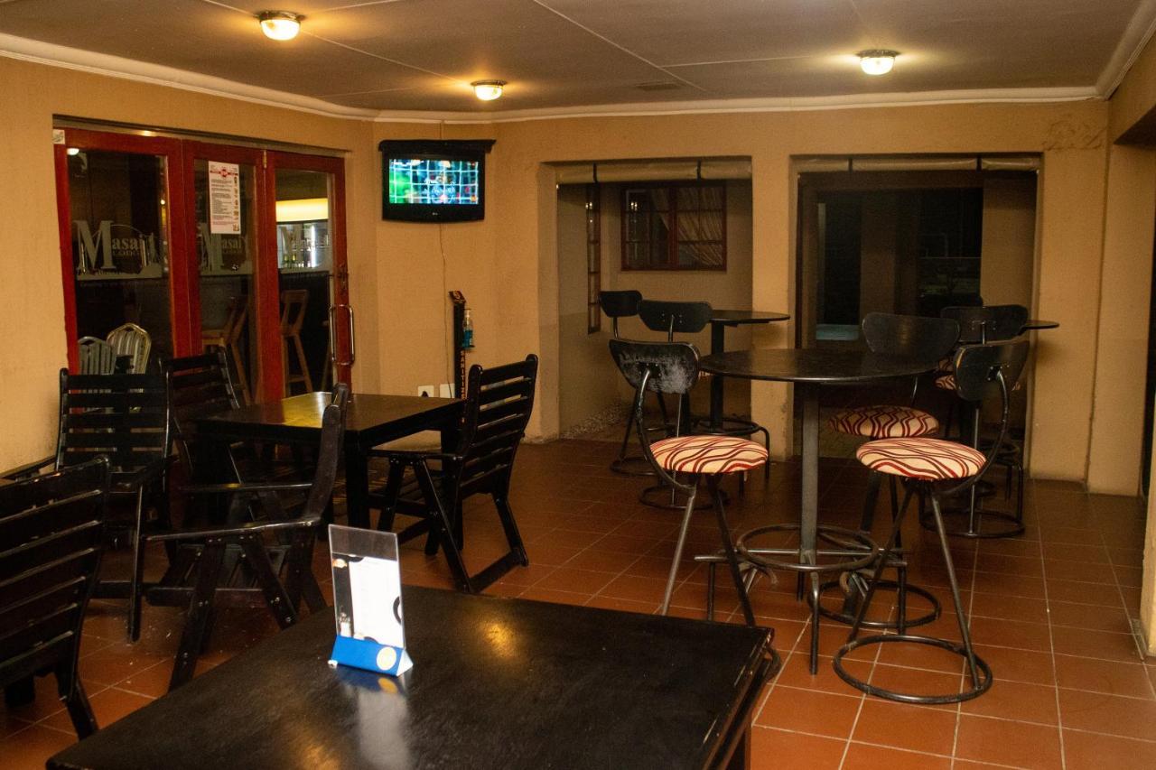 Masai Lodge Полокване Экстерьер фото